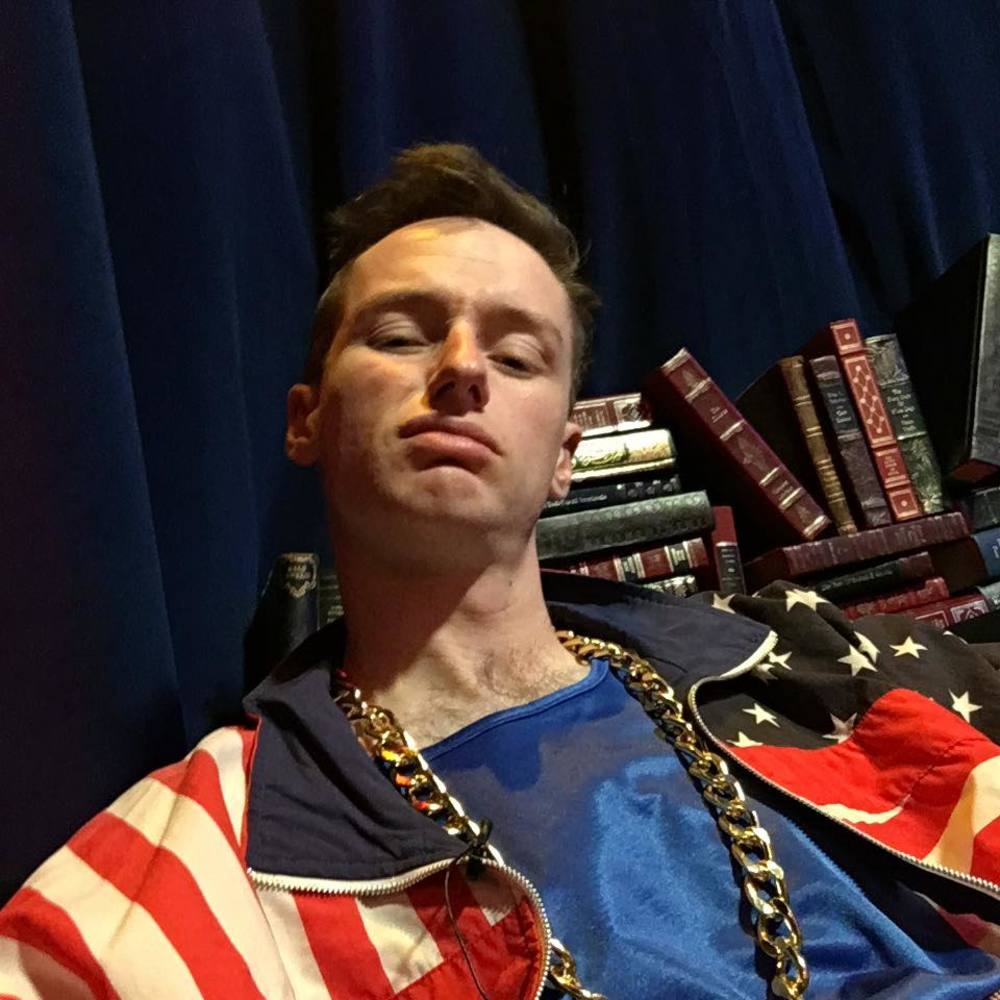 Meet your Posher, Connor